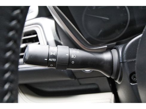 Used 2023 Subaru Ascent Limited w/ Technology Package AWD/4WD image 17