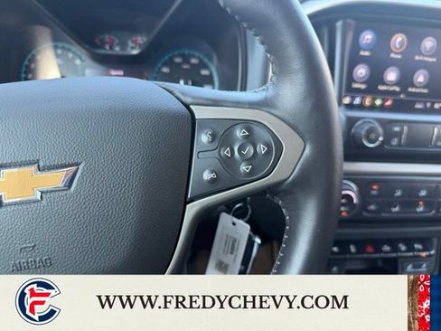 Used 2022 Chevrolet Colorado Z71 AWD/4WD image 14