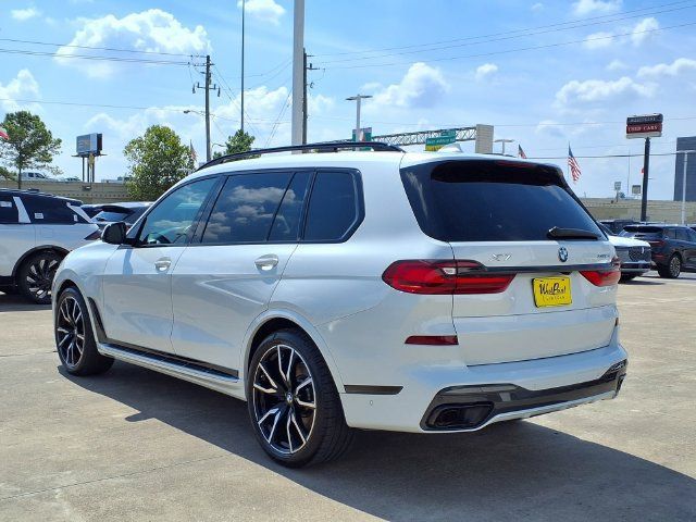 Used 2021 BMW X7 xDrive40i w/ M Sport Package AWD/4WD image 23