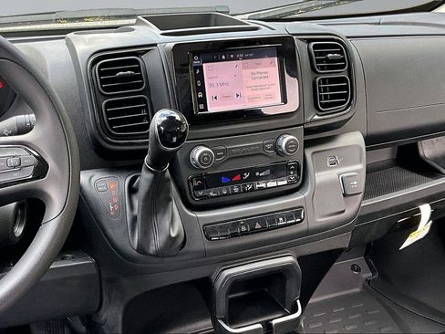 Used 2025 RAM ProMaster 2500 w/ Convenience Group FWD image 6