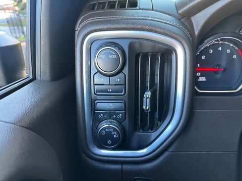 Used 2023 Chevrolet Silverado 2500 LT image 33