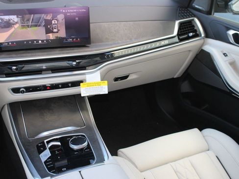 Used 2026 BMW X5 sDrive40i RWD image 32