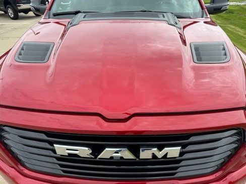 New 2026 RAM 1500 Laramie w/ Sport Appearance Package AWD/4WD image 40