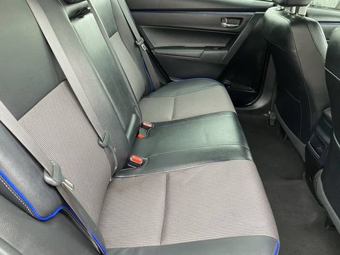 Used 2019 Toyota Corolla SE w/ Carpet Mat Package (TMS) FWD image 18