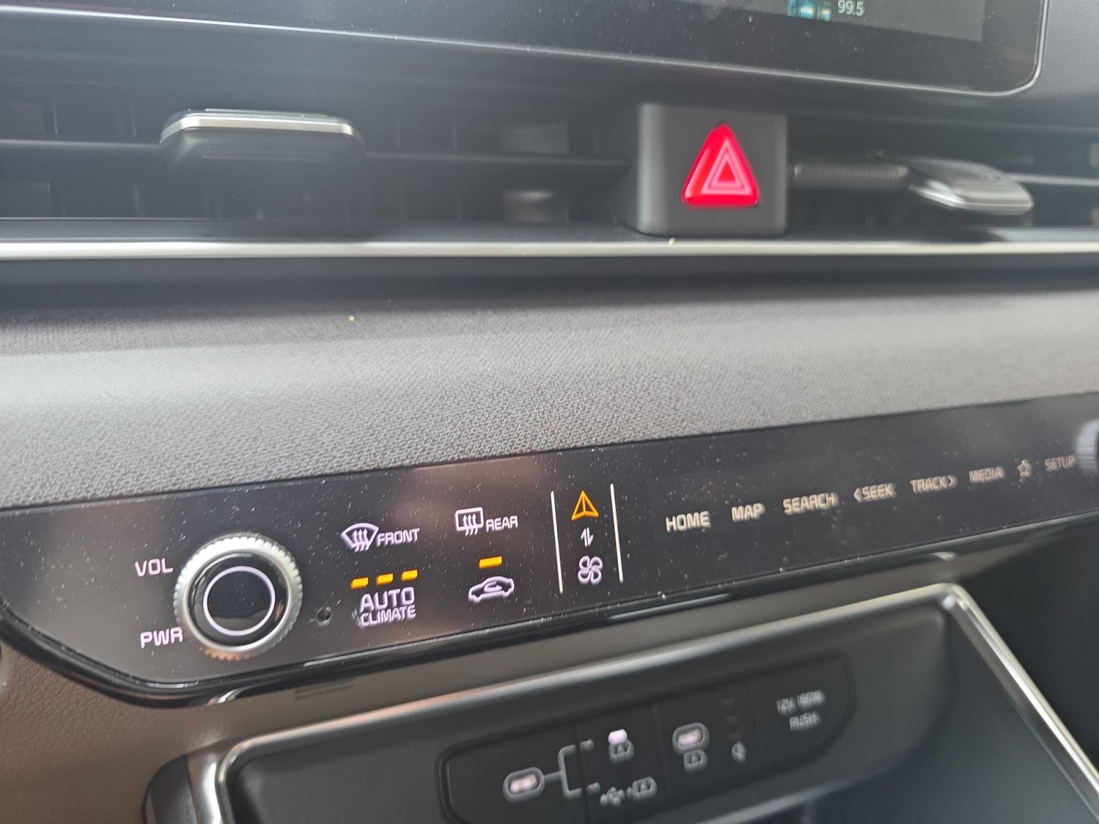 Certified 2026 Kia Carnival EX FWD image 15