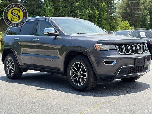 Used 2017 Jeep Grand Cherokee Limited AWD/4WD image 8