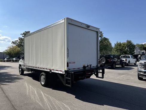 New 2027 Ford E-450 and Econoline 450 Super Duty w/ Driver's Safety Package RWD image 6