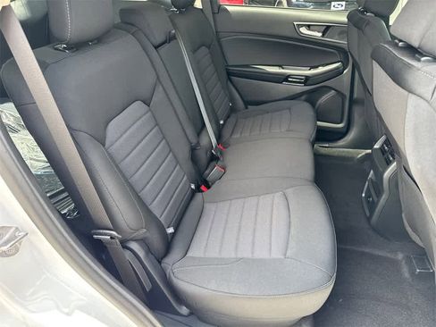 New 2024 Ford Edge SE image 14