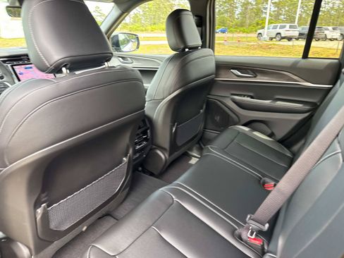 New 2025 Jeep Grand Cherokee Limited w/ Black Appearance Package RWD image 14