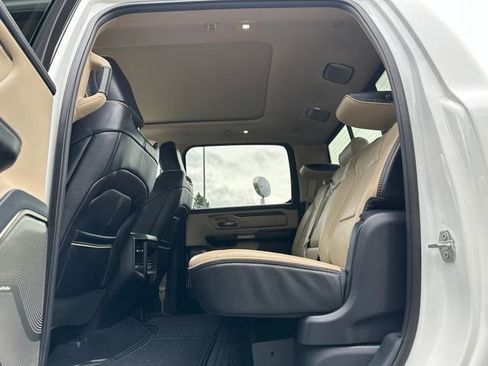 Used 2019 RAM 1500 Limited image 12