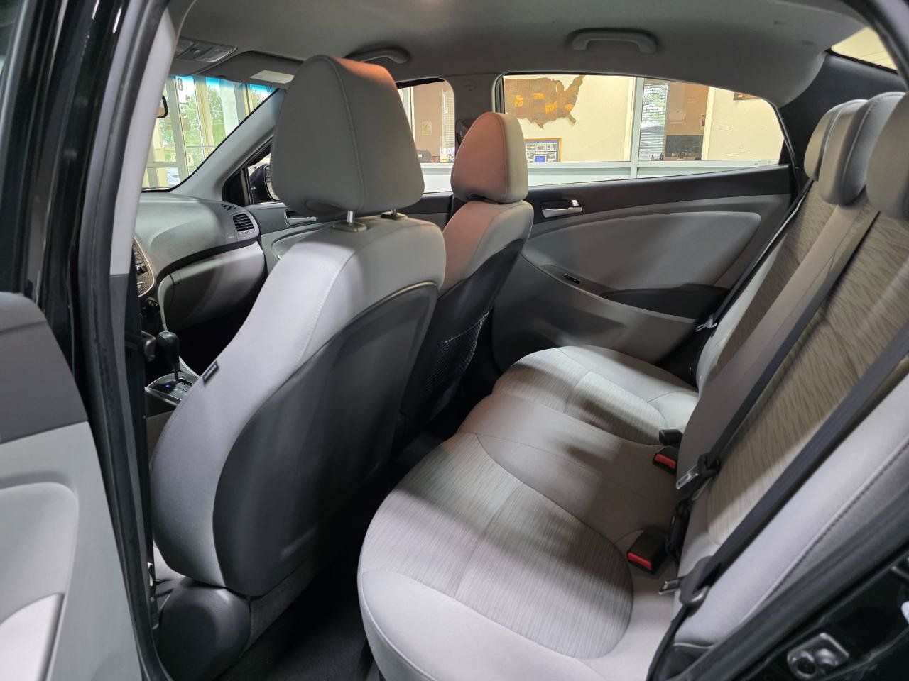 Used 2017 Hyundai Accent SE FWD image 18