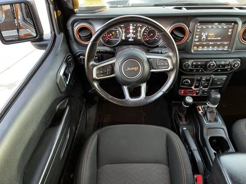 Certified 2021 Jeep Gladiator Mojave image 13