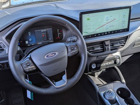 New 2026 Ford Escape PHEV image 11