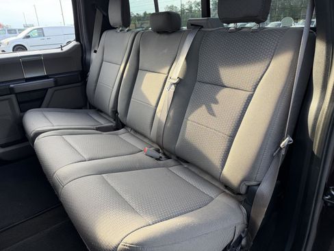 Used 2020 Ford F150 XLT w/ Equipment Group 302A Luxury AWD/4WD image 17