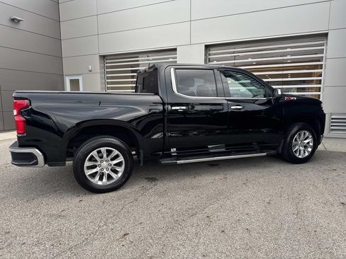 Used 2020 Chevrolet Silverado 1500 LTZ w/ LTZ Premium Package AWD/4WD image 7