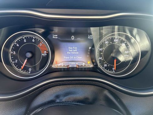 Used 2021 Jeep Cherokee Latitude Lux 80th Anniv w/ Quick Order Package 26U 80TH image 13