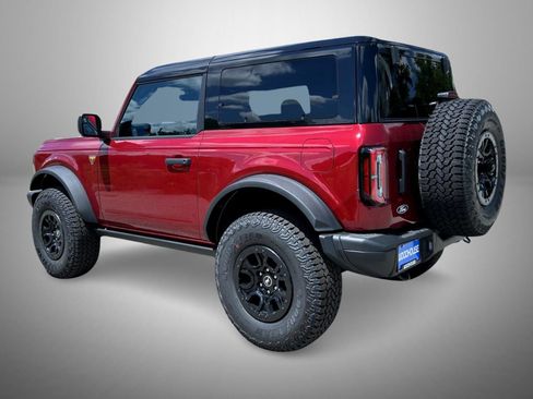 New 2026 Ford Bronco Badlands w/ Sasquatch Package AWD/4WD image 7