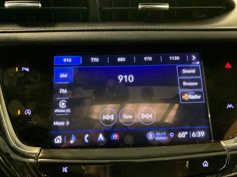 Used 2022 Cadillac XT6 Premium Luxury image 28