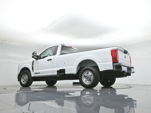 New 2025 Ford F350 XL w/ XL Chrome Package RWD image 45