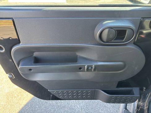 Used 2008 Jeep Wrangler X image 14