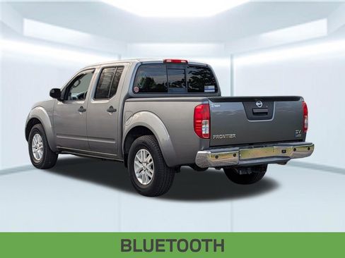 Used 2017 Nissan Frontier SV w/ SV Value Truck Package RWD image 5