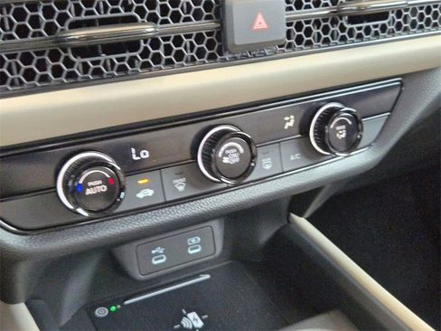 New 2026 Honda HR-V LX image 19