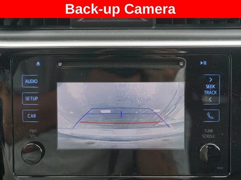 Used 2019 Toyota Corolla SE FWD image 6