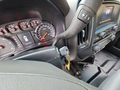 Certified 2016 Chevrolet Silverado 2500 W/T w/ Snow Plow Prep Package image 21