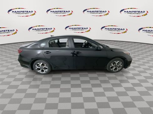 Used 2021 Kia Forte LXS FWD image 9