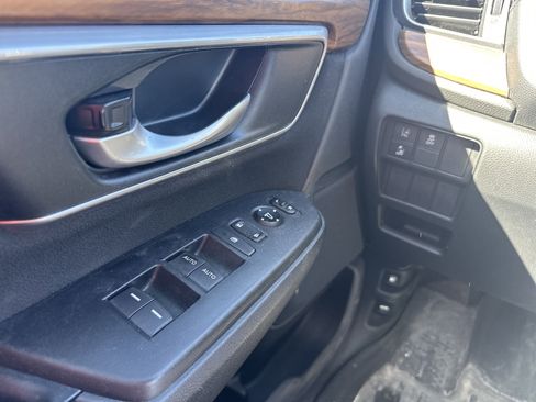 Used 2017 Honda CR-V EX image 25