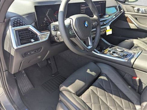 Used 2026 BMW X5 sDrive40i w/ Climate Comfort Package RWD image 3