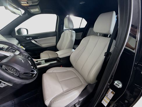 Used 2025 Mitsubishi Eclipse Cross Black Edition image 22