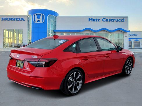 Used 2025 Honda Civic Sport Touring image 4