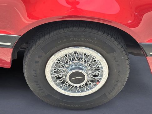 Used 1987 Ford Thunderbird RWD image 4