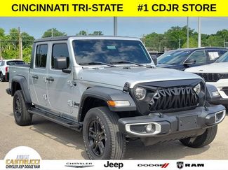 Used 2023 Jeep Gladiator Sport AWD/4WD video 1