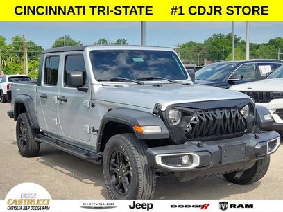 Used 2023 Jeep Gladiator Sport