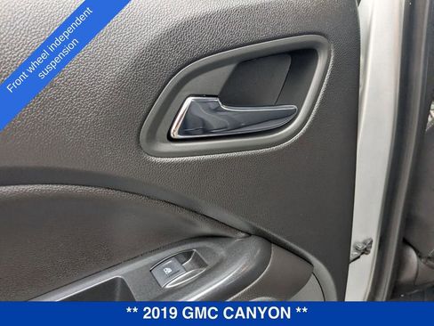 Used 2019 GMC Canyon SLE w/ SLE Convenience Package image 33