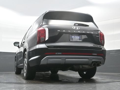 Used 2023 Hyundai Palisade Limited image 31