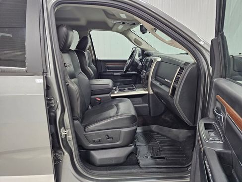 Used 2013 RAM 2500 Laramie w/ Cold Weather Group AWD/4WD image 17