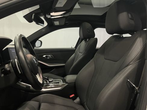 Used 2021 BMW 330i xDrive Sedan w/ Convenience Package image 15