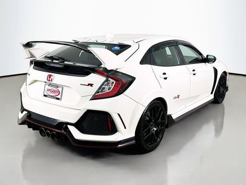 Certified 2018 Honda Civic Type R image 18