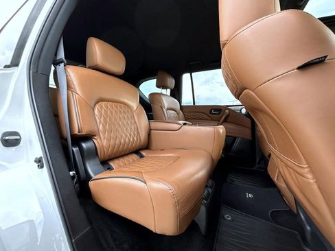 Used 2022 INFINITI QX80 Sensory w/ All-Season Package AWD/4WD image 18