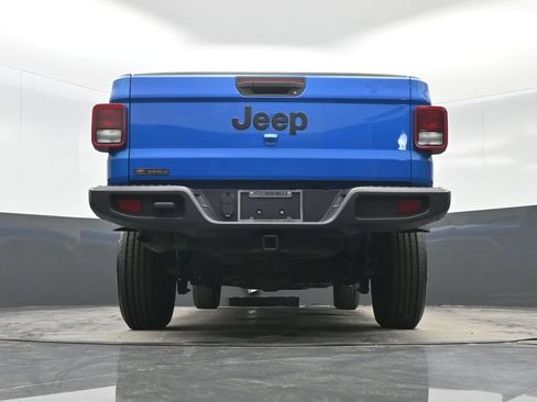 Used 2021 Jeep Gladiator Sport AWD/4WD image 37