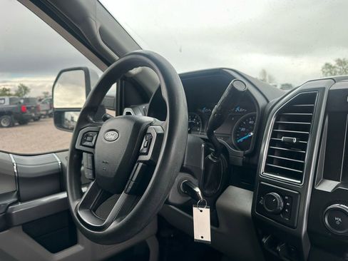 Used 2021 Ford F250 XLT w/ XLT Premium Package AWD/4WD image 18