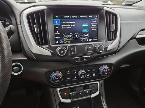 Used 2023 GMC Terrain SLE w/ Driver Convenience Package FWD image 22