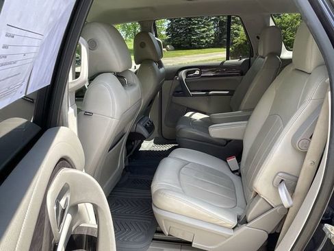 Used 2017 Buick Enclave Leather w/ Trailering Package AWD/4WD image 23