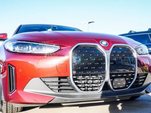 Used 2022 BMW i4 eDrive40 image 6