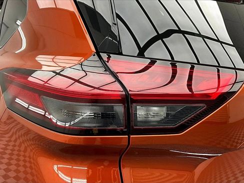 Used 2022 Nissan Rogue SL w/ SL Premium Package image 30