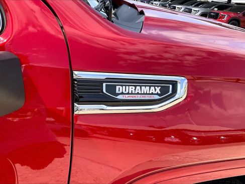 Used 2022 GMC Sierra 1500 SLT w/ SLT Premium Plus Package AWD/4WD image 10