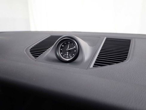 New 2026 Porsche Macan AWD/4WD image 23